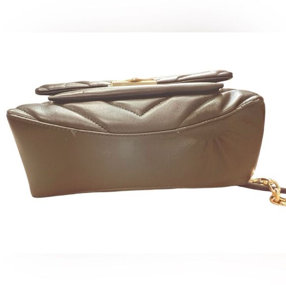 Michael Kors Ceece Black Quilted Shoulder Bag - Picture 10 of 12
